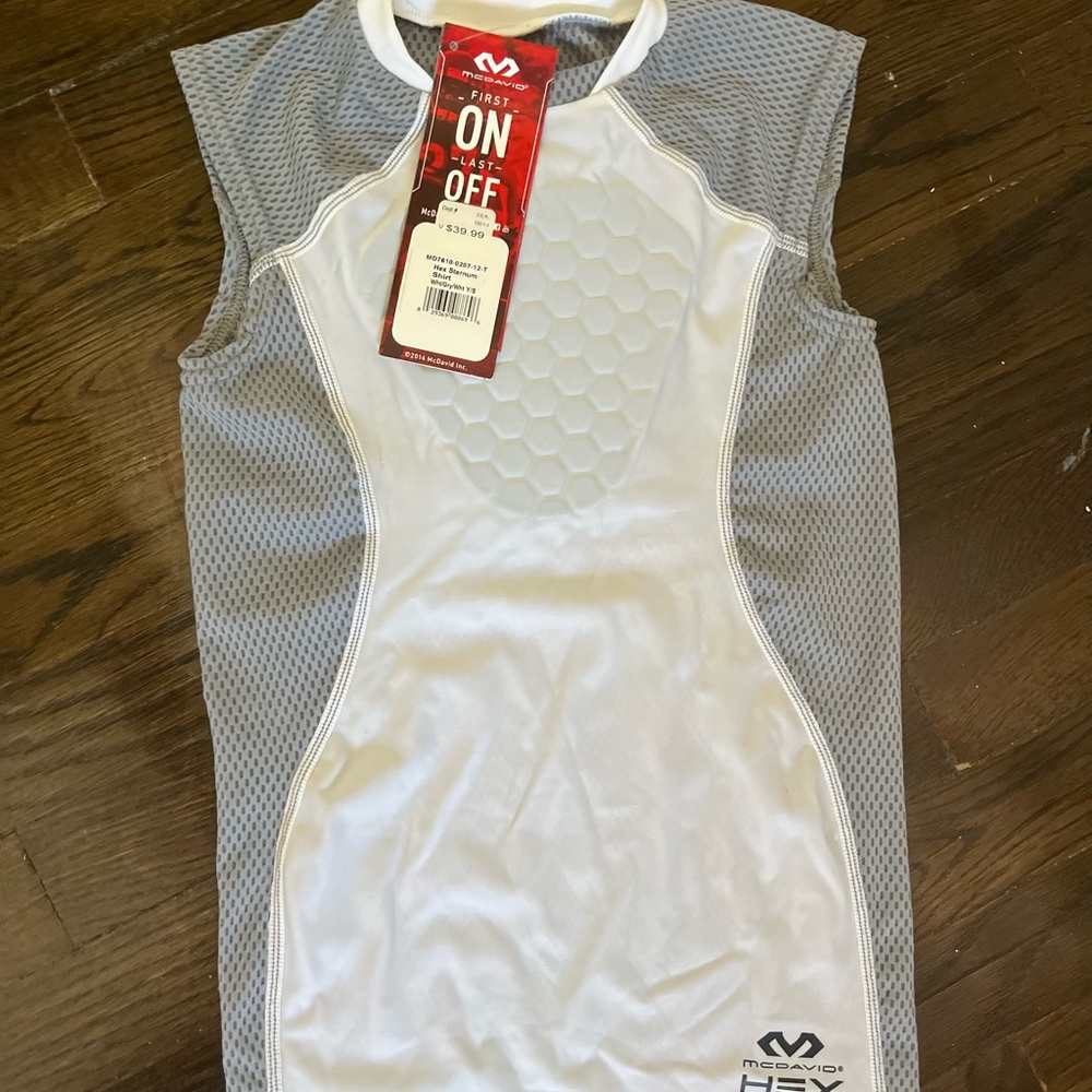⚾️ BOYS YOUTH SMALL HEART/CHEST GUARD SHIRT